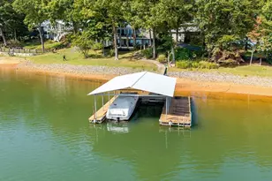 1370 Heathers Cove Cir, Hiawassee, GA 30546 - Photo 7