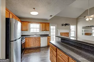 1604 Lady Marie Ct, Locust Grove, GA 30248 - Photo 17