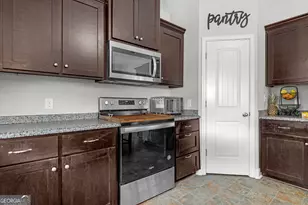 233 Rutledge Dr, Hinesville, GA 31313 - Photo 11