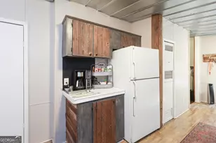 1424 Al Roberts Rd, Senoia, GA 30276 - Photo 9