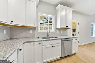 4138 Holstein Hl, Columbus, GA 31904 - Photo 11