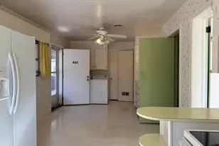 465 Cedar St, Metter, GA 30439 - Photo 47