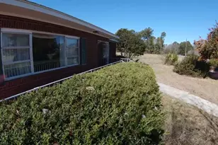 465 Cedar St, Metter, GA 30439 - Photo 7