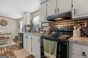 106 Rodman Rd, Jesup, GA 31545 - Photo 11