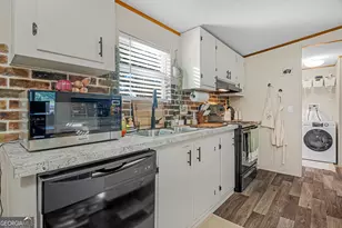 106 Rodman Rd, Jesup, GA 31545 - Photo 9