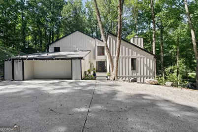4830 Rebel Trail NW, Sandy Springs, GA 30327 - Photo 3