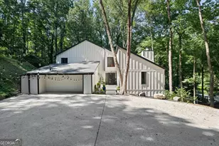 4830 Rebel Trail NW, Sandy Springs, GA 30327 - Photo 11