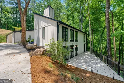 4830 Rebel Trail NW, Sandy Springs, GA 30327 - Photo 11