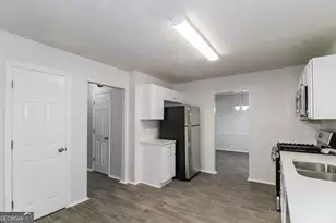 2450 Northmill Ln, Decatur, GA 30035 - Photo 7