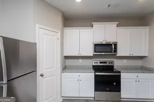 318 Augusta Woods Dr, Villa Rica, GA 30180 - Photo 5