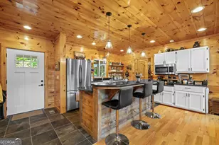557 Walnut Grove Ln, Tiger, GA 30576 - Photo 3