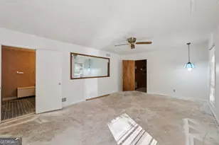 7080 Riverside Dr, Sandy Springs, GA 30328 - Photo 29