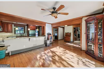 7080 Riverside Drive, Sandy Springs, GA 30328 - Photo 11