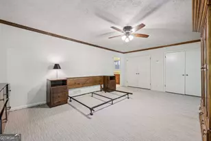 7080 Riverside Dr, Sandy Springs, GA 30328 - Photo 17