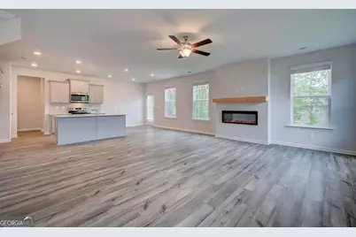 128 St Annes Place, Covington, GA 30016 - Photo 7