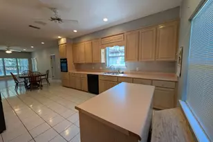 775 Catherine St, Jesup, GA 31546 - Photo 15