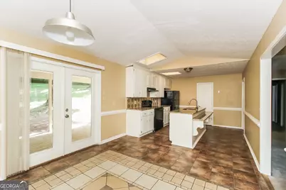 507 Hollow Court, Woodstock, GA 30189 - Photo 5