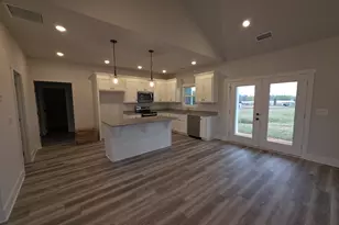 1040 Madison Hills Dr, Madison, GA 30650 - Photo 3