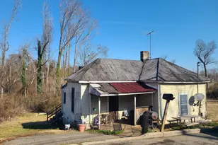 108 Savannah St, Newnan, GA 30263 - Photo 1