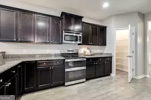 807 Hyacinth Cir, Guyton, GA 31312 - Photo 17