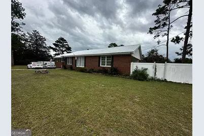 23 W Bostick Avenue, Lakeland, GA 31635 - Photo 1