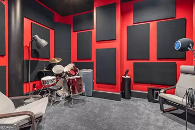 1050 Bedford Gardens Drive, Alpharetta, GA 30022 - Photo 33