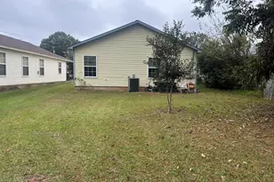 212 Orchard Way, Warner Robins, GA 31088 - Photo 13