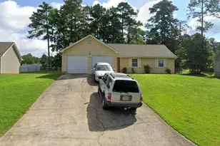 10410 Irongate Ln, Jonesboro, GA 30238 - Photo 1