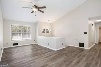 3235 Southshore Court, Cumming, GA 30041 - Photo 9