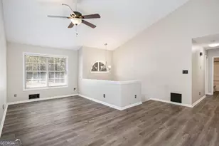 3235 Southshore Ct, Cumming, GA 30041 - Photo 9