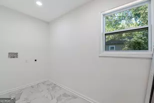 2624 NW Peyton Rd, Atlanta, GA 30318 - Photo 43