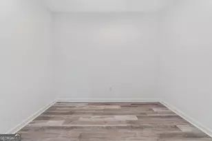 2624 NW Peyton Rd, Atlanta, GA 30318 - Photo 31