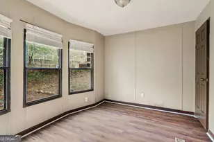 207 Squirrel Ave, Cohutta, GA 30710 - Photo 21