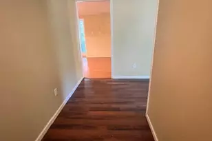 527 Sullivan Rd, Warner Robins, GA 31093 - Photo 3