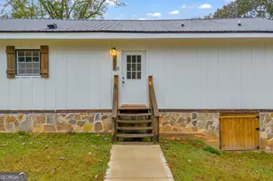 1060 Stephens St, Greensboro, GA 30642 - Photo 13