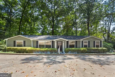 386 Brittany Cove, Lavonia, GA 30553 - Photo 1