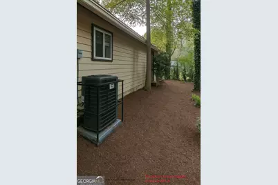 9020 Sterling Ridge Lane, Jonesboro, GA 30238 - Photo 3