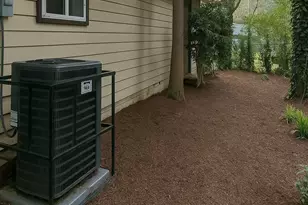 9020 Sterling Ridge Ln, Jonesboro, GA 30238 - Photo 3