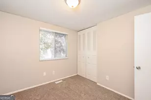 5343 Martins Crossing Rd, Stone Mountain, GA 30088 - Photo 15