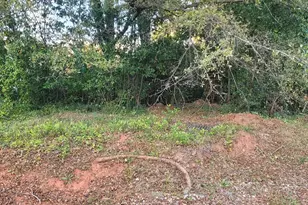 6860 Robinson St, Lithonia, GA 30058 - Photo 11