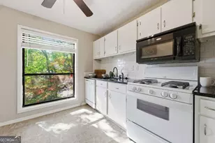 1202 Wynnes Ridge Cir SE, Marietta, GA 30067 - Photo 7