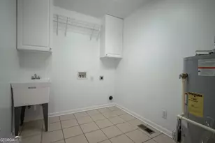 2021 Windfield Dr, Monroe, GA 30655 - Photo 17