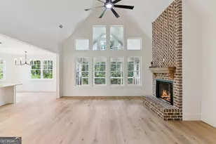 110 Clubhouse Cir, Saint Marys, GA 31558 - Photo 9
