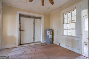 400 N Main St, Swainsboro, GA 30401 - Photo 17