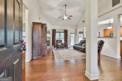 409 Walden Pond Way, Senoia, GA 30276 - Photo 5