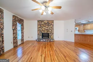 1327 Pinnacle Dr, Clayton, GA 30525 - Photo 9