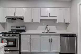 1701 Hawthorne Ave, College Park, GA 30337 - Photo 7