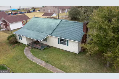 113 Pine Circle, Lagrange, GA 30241 - Photo 3