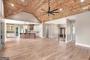 195 Switchback Run, Toccoa, GA 30577 - Photo 9