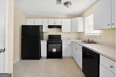 7531 Edenberry Way, Lithonia, GA 30058 - Photo 15